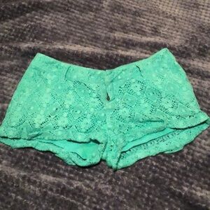 3/$15 ☀️ Volcom Shorts!